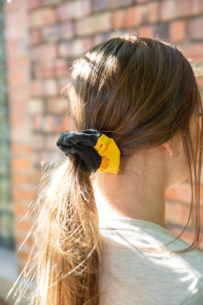 BLACK & GOLD SCRUNCHIE