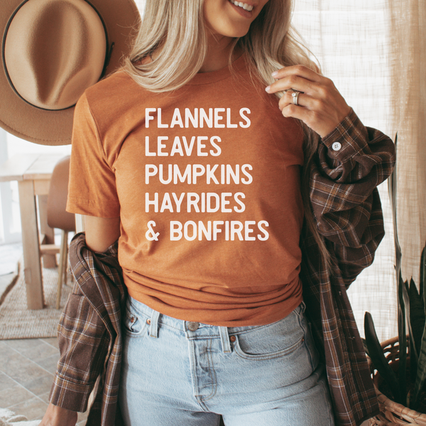 FLANNELS, LEAVES, PUMPKINS... T-SHIRT