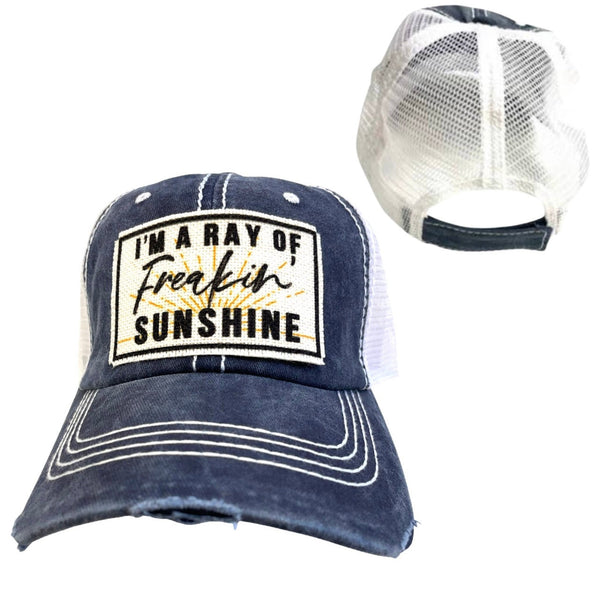 I'M A RAY OF FREAKING SUNSHINE UNISEX HAT